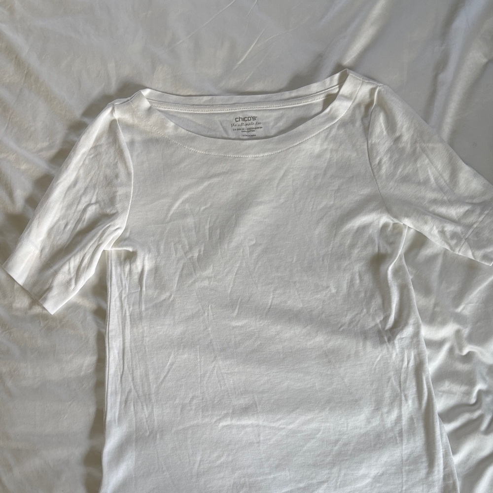 Chico's White Scoop Neck Elbow Sleeve Top